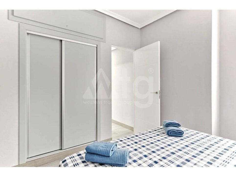 2 bedroom Apartment in Torrevieja - CT136954 - Photo - 12