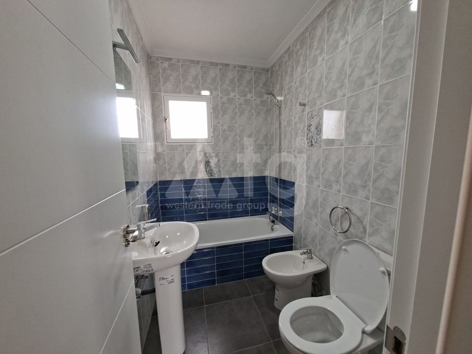 2 bedroom Bungalow in Orihuela Costa - RCJ147381 - Photo - 10