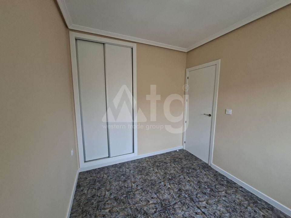 2 bedroom Bungalow in Orihuela Costa - RCJ147381 - Photo - 9