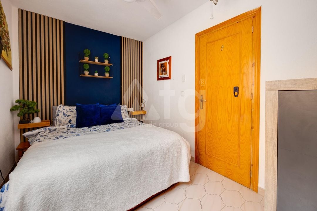 Bungalow de 2 chambres à Torrevieja - HRE137031 - Photo - 12