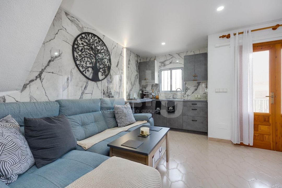 2 bedroom Bungalow in Torrevieja - HRE155784 - Photo - 3