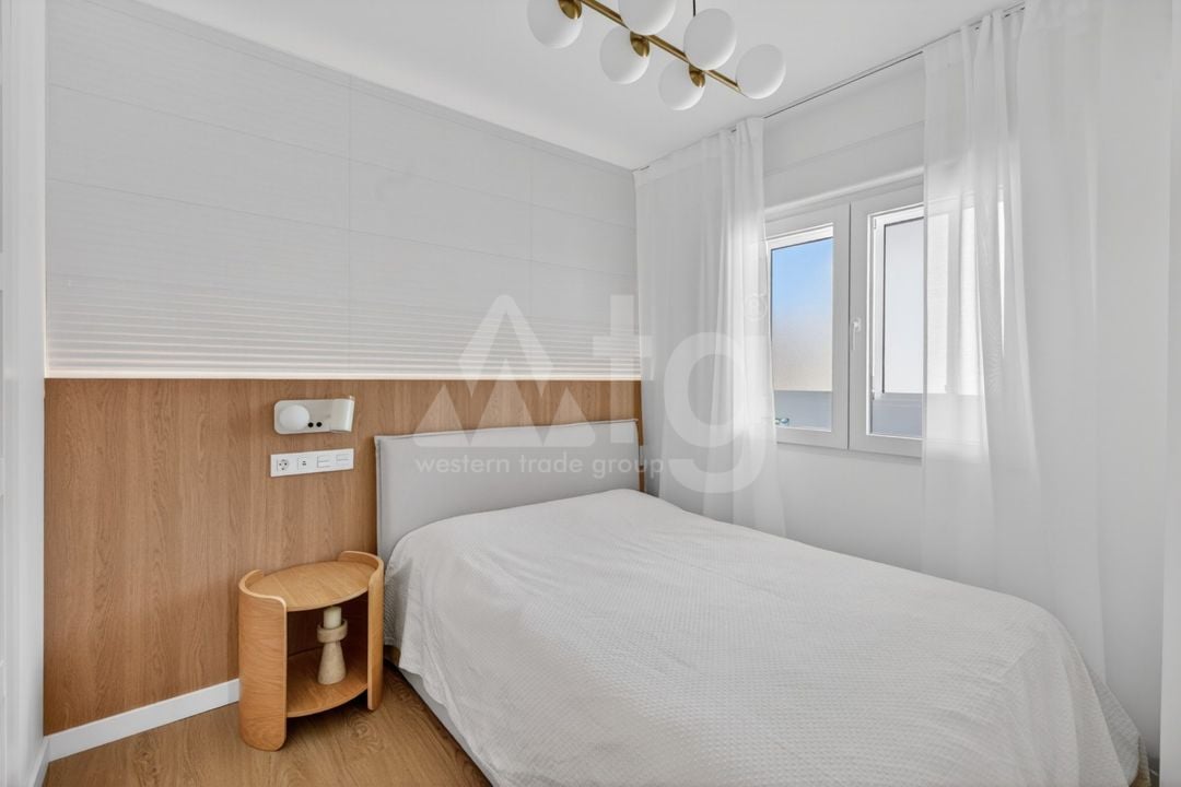 2 bedroom Penthouse in Punta Prima - CBE137122 - Photo - 12