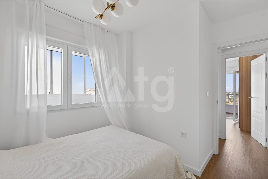 2 bedroom Penthouse in Punta Prima - CBE137122 - Photo - 14
