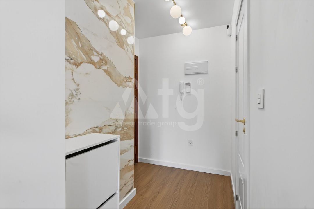 2 bedroom Penthouse in Punta Prima - CBE137122 - Photo - 17