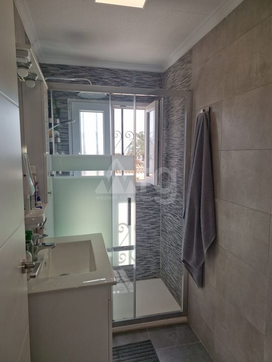 2 bedroom Bungalow in Torrevieja - TT137199 - Photo - 11