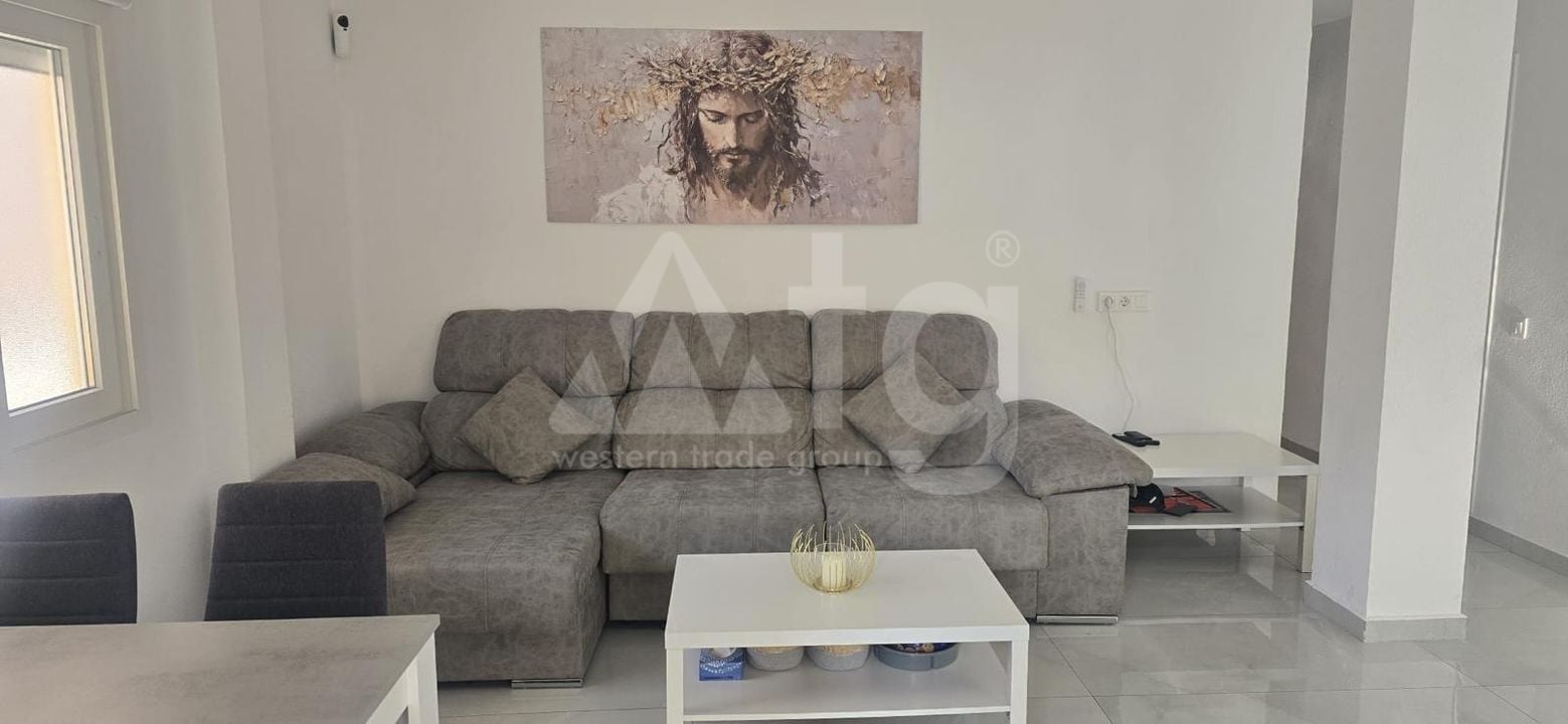 3 bedroom Apartment in Torrevieja - CT137236 - Photo - 3