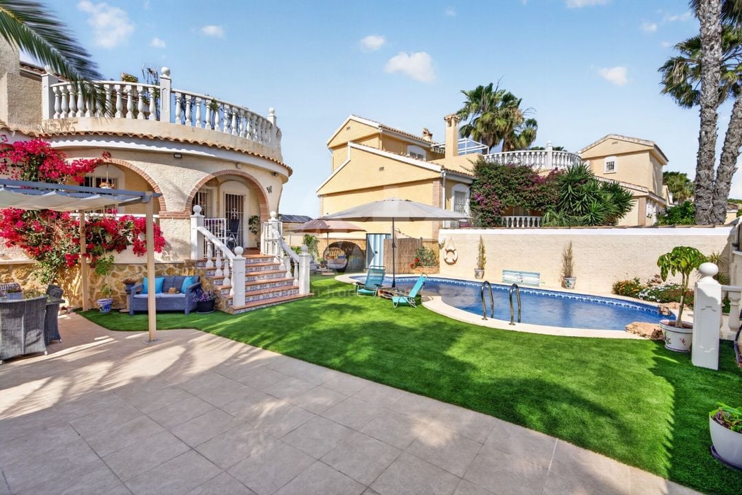 6 bedroom Villa in Gran Alacant - CBE137256 - Photo - 33