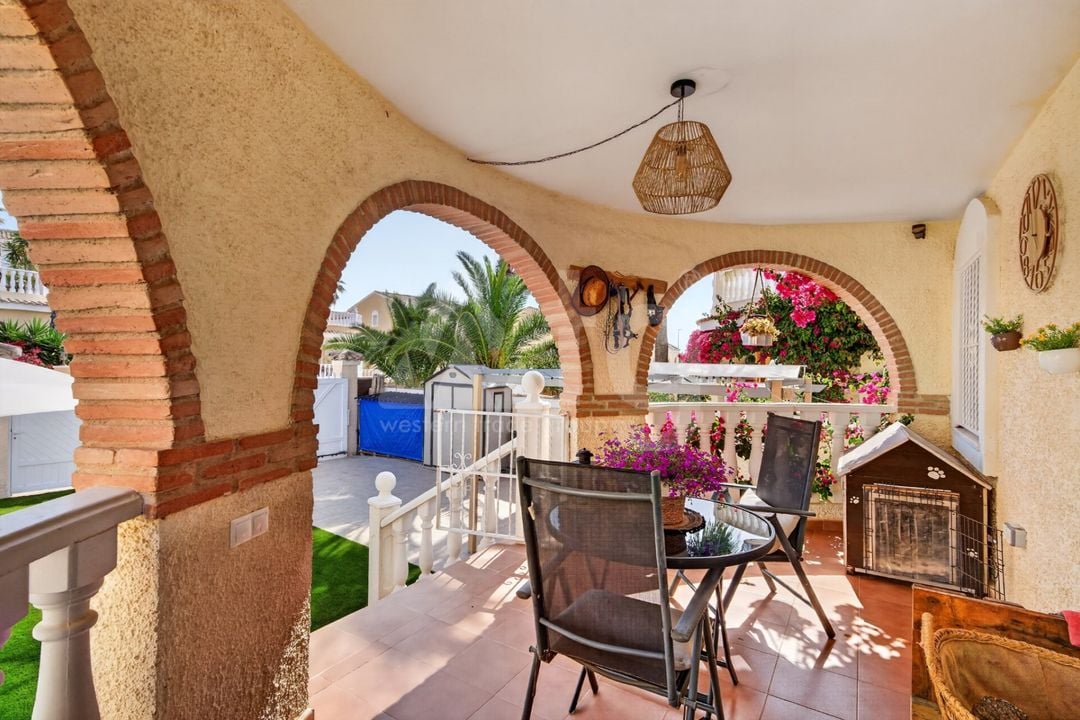6 bedroom Villa in Gran Alacant - CBE137256 - Photo - 4