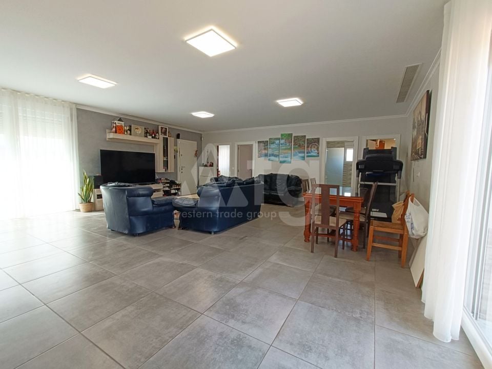 Villa de 4 chambres à Pinoso - CNM137257 - Photo - 8