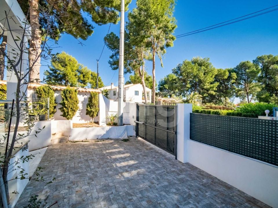 4 bedroom Villa in La Nucia - DJP137376 - Photo - 32