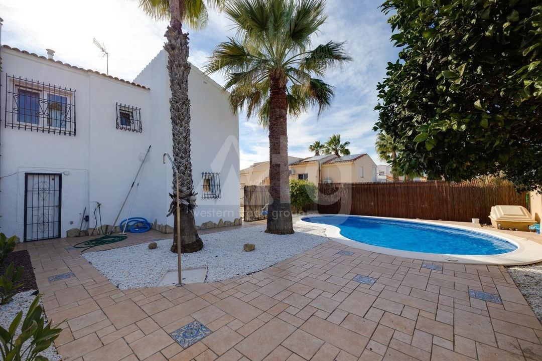 3 bedroom Villa in Torrevieja - SV137584 - Photo - 2