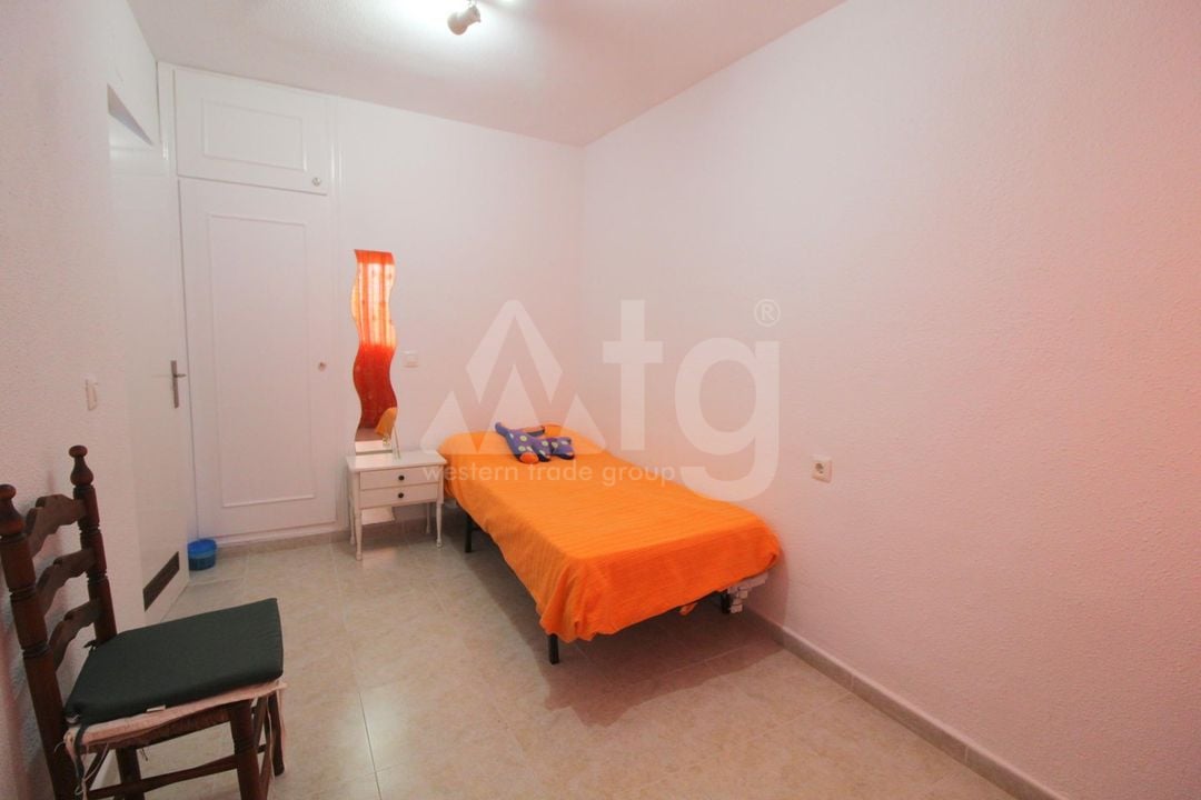 2 bedroom Bungalow in Torrevieja - ALM137649 - Photo - 9