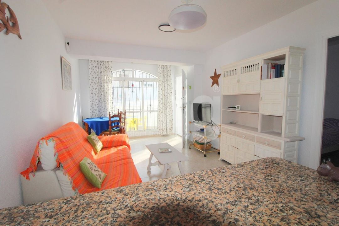 2 bedroom Bungalow in Torrevieja - ALM137649 - Photo - 4