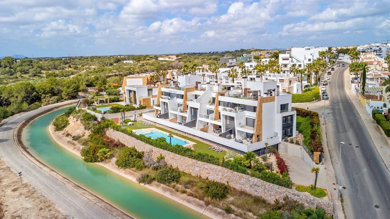 2 bedroom Apartment in Villamartin - PLM137902 - Photo - 32