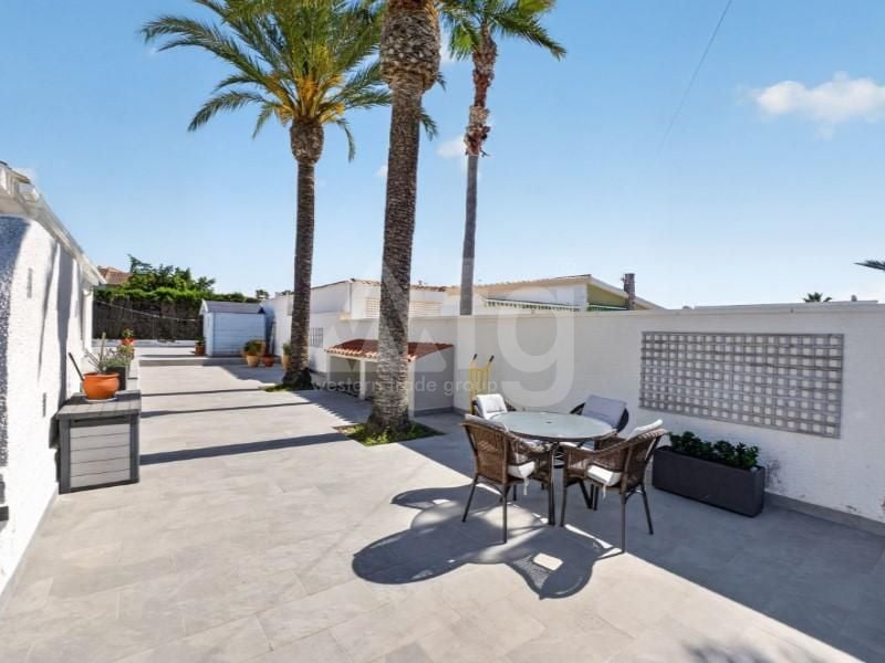 3 bedroom Villa in Torrevieja - HRE137907 - Photo - 5