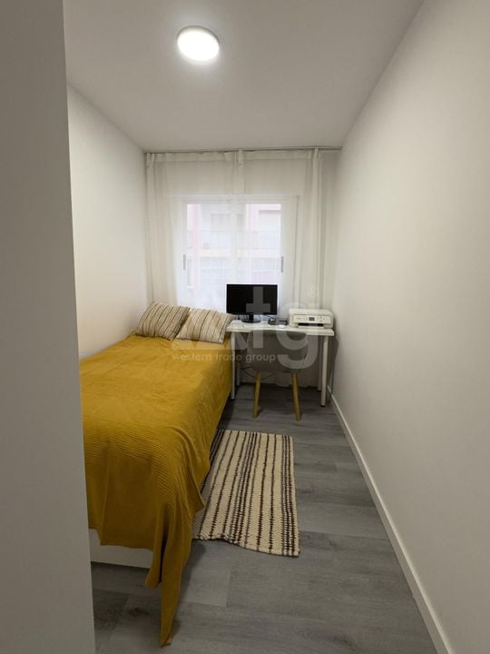Apartamento de 2 habitaciones en Torrevieja - AG152247 - Foto - 13
