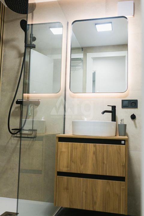 Apartamento de 2 habitaciones en Torrevieja - AG152247 - Foto - 17