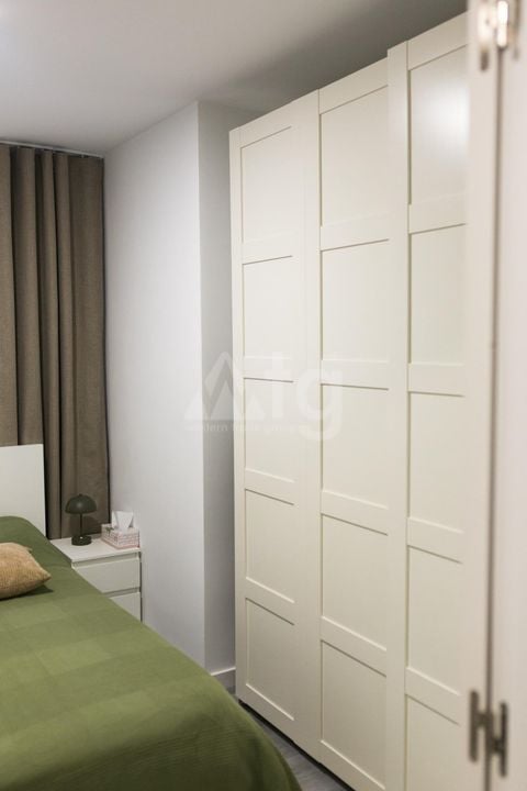 Apartamento de 2 habitaciones en Torrevieja - AG152247 - Foto - 12