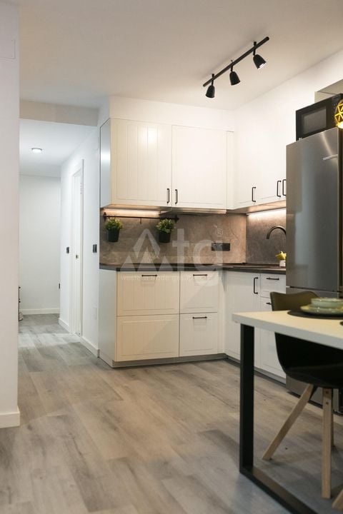 Apartamento de 2 habitaciones en Torrevieja - AG152247 - Foto - 9
