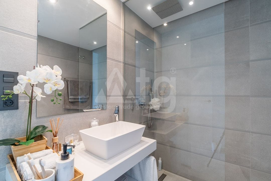 2 bedroom Penthouse in Guardamar del Segura - IMO138046 - Photo - 17