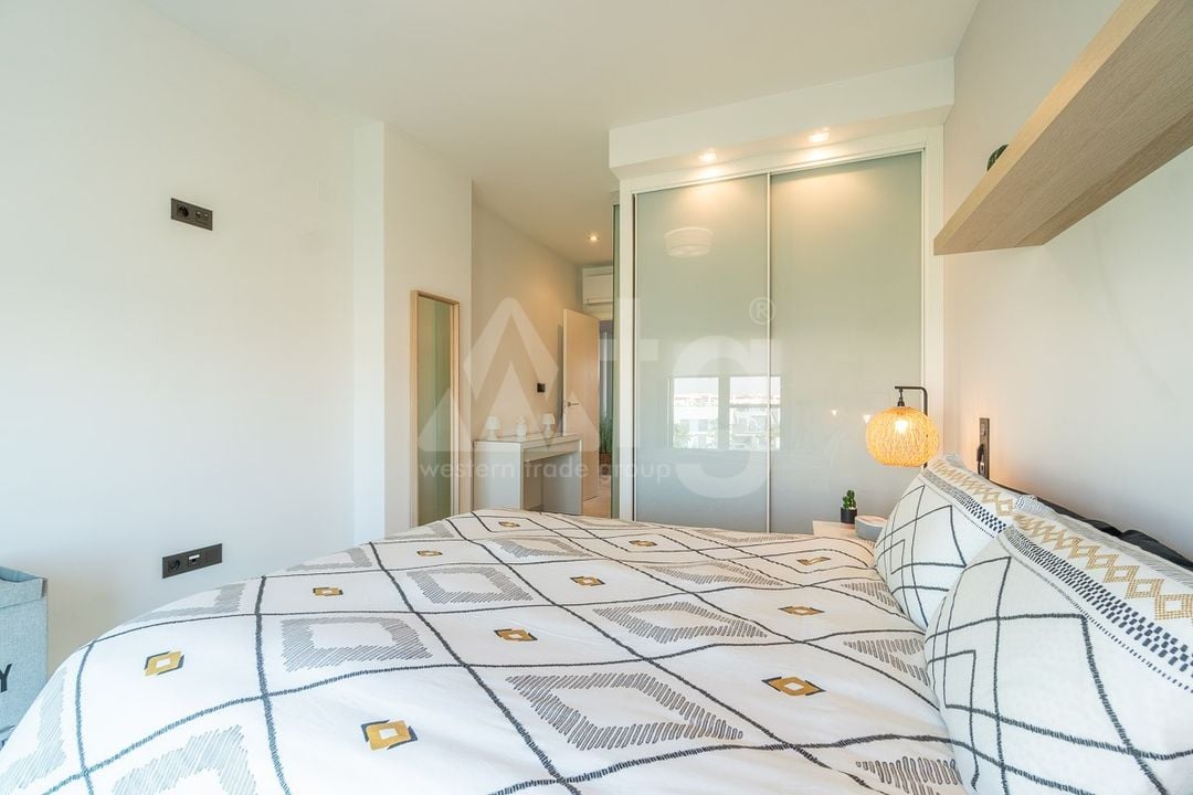 2 bedroom Penthouse in Guardamar del Segura - IMO138046 - Photo - 15
