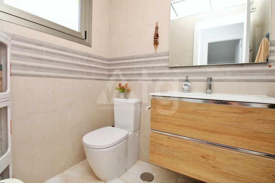 3 bedroom Villa in Villamartin - VC138057 - Photo - 18