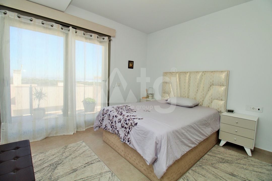 3 bedroom Villa in Villamartin - VC138057 - Photo - 12