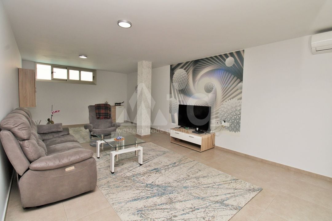 3 bedroom Villa in Villamartin - VC138057 - Photo - 16