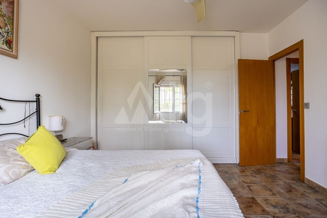5 bedroom Villa in Elche - BCH138207 - Photo - 17