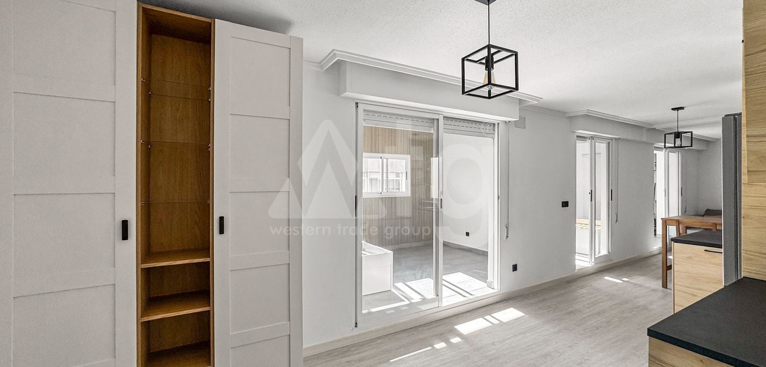 2 bedroom Apartment in Torrevieja - MVR138338 - Photo - 4