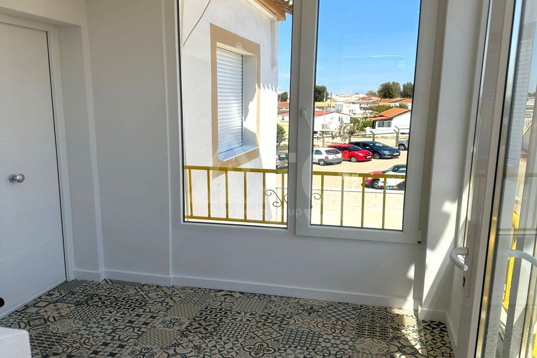 2 bedroom Penthouse in Torrevieja - SV138611 - Photo - 3