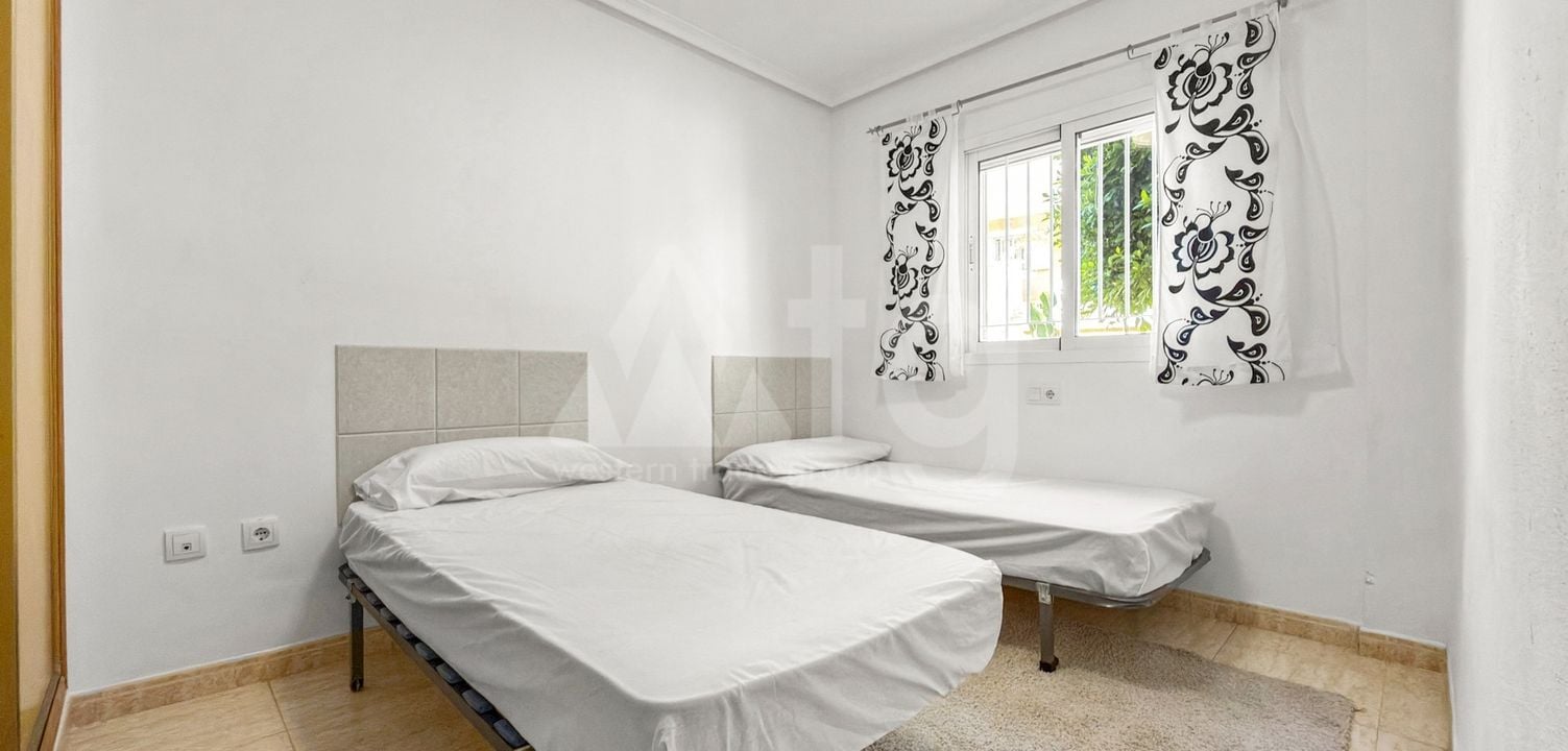 3 bedroom Apartment in Playa Flamenca - MVR138688 - Photo - 15
