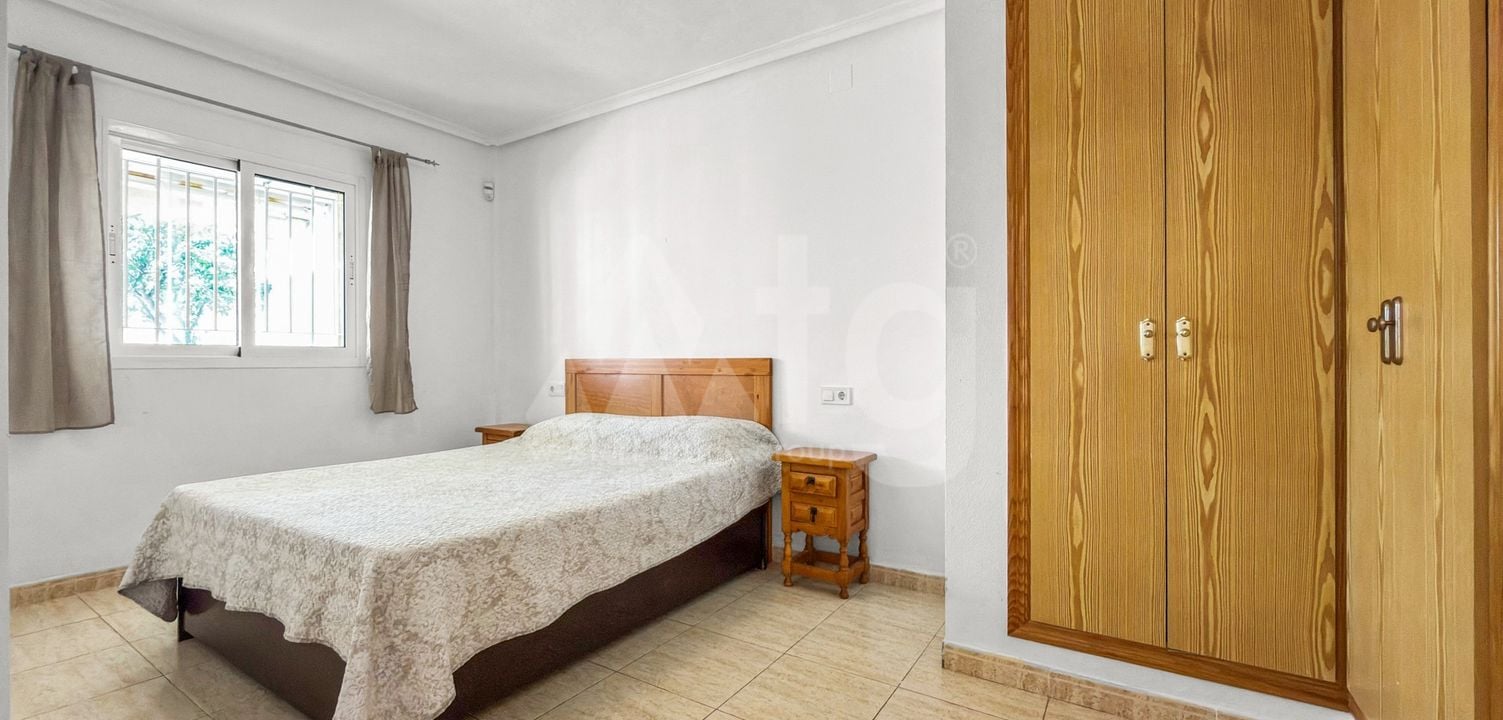 3 bedroom Apartment in Playa Flamenca - MVR138688 - Photo - 11