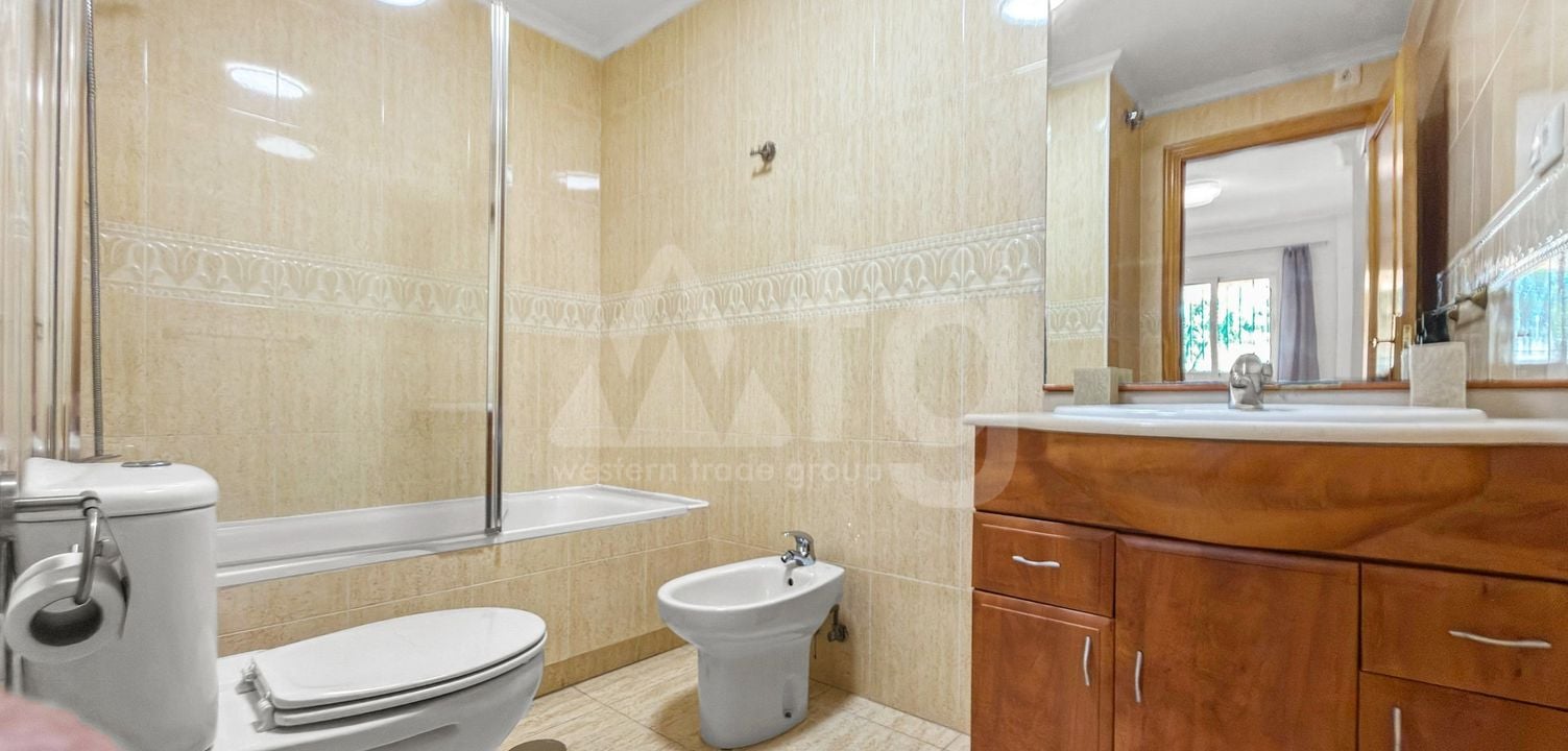 3 bedroom Apartment in Playa Flamenca - MVR138688 - Photo - 18