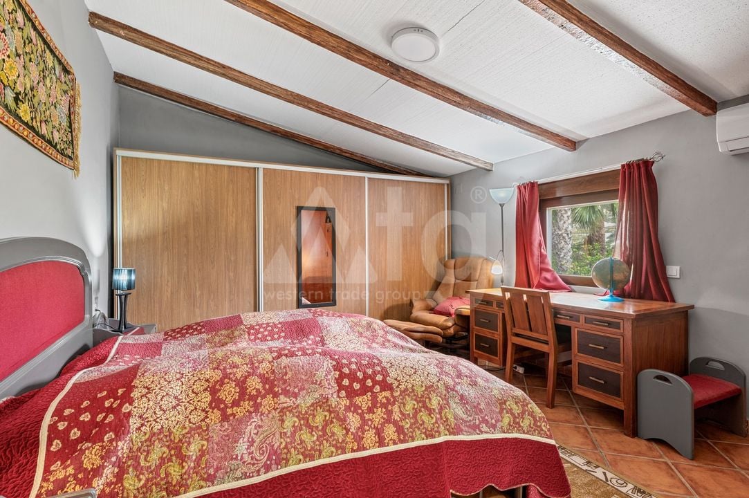 4 bedroom Villa in La Nucia - CBB138732 - Photo - 22