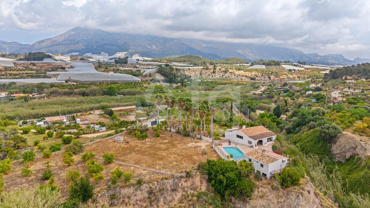 4 bedroom Villa in La Nucia - CBB138732 - Photo - 46