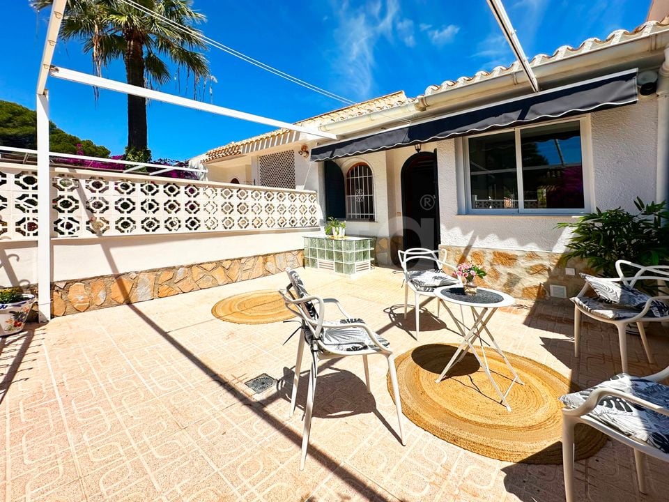 3 bedroom Townhouse in Orihuela Costa - FPS138988 - Photo - 1