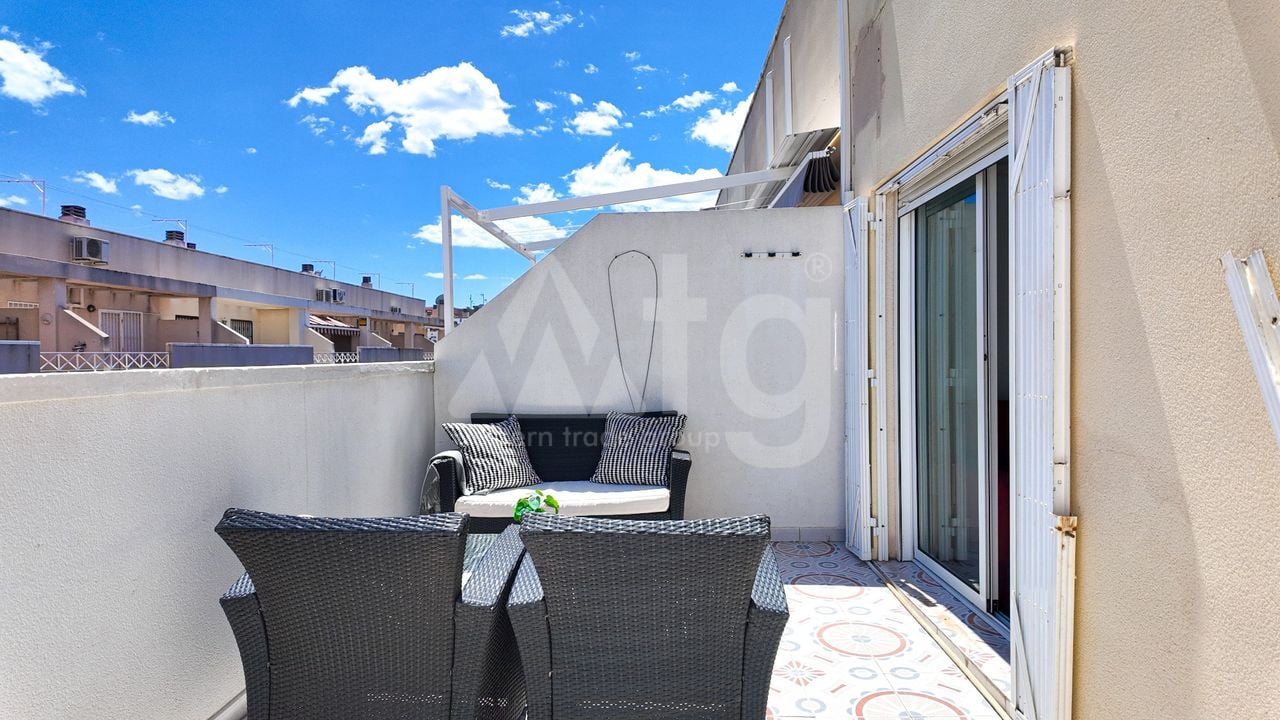 2 bedroom Penthouse in Torrevieja - RPE139407 - Photo - 16