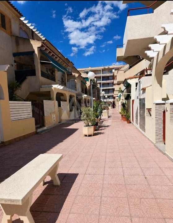 2 bedroom Apartment in Torrevieja - CT139408 - Photo - 12