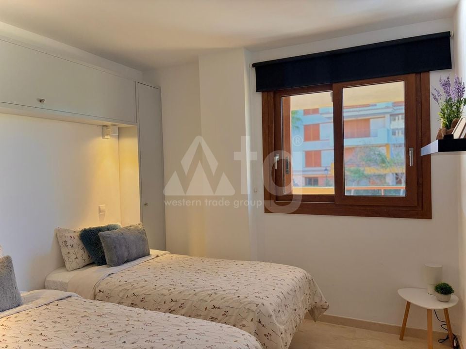 2 bedroom Apartment in Punta Prima - LR139588 - Photo - 6