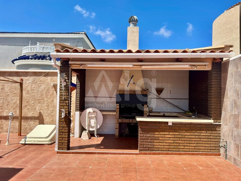 3 bedroom Villa in Torrevieja - HRE139604 - Photo - 4