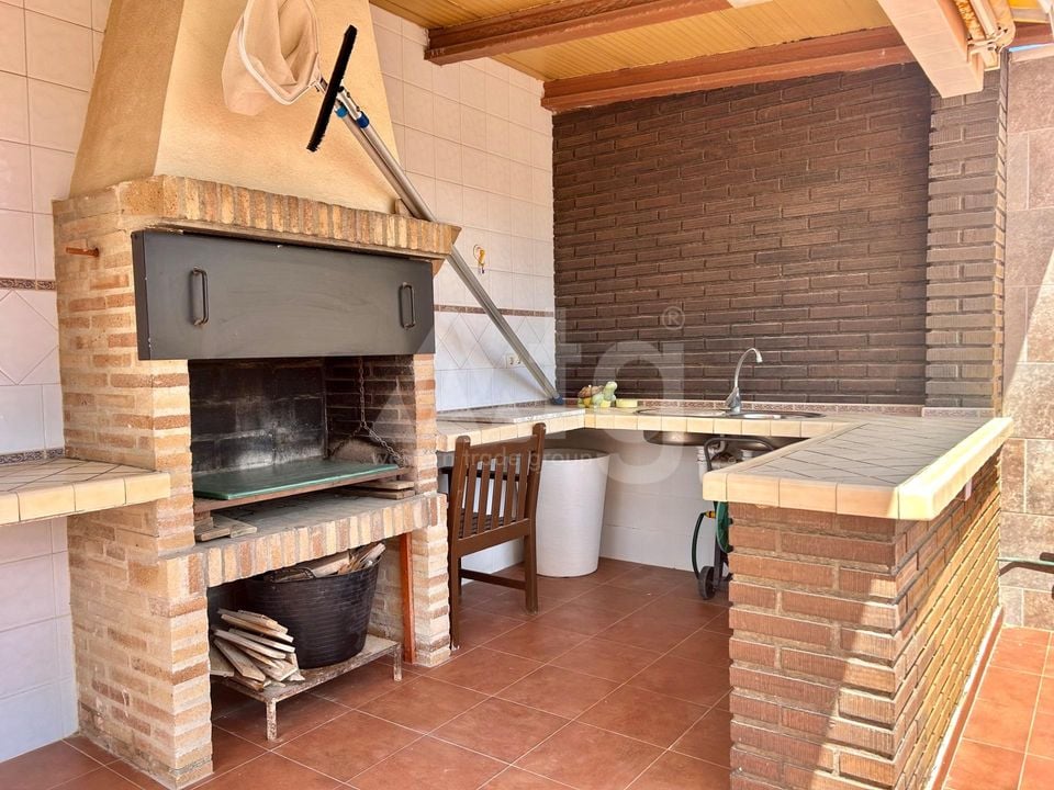 3 bedroom Villa in Torrevieja - HRE139604 - Photo - 5