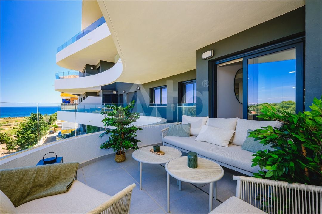 3 bedroom Apartment in Punta Prima - LR148133 - Photo - 18