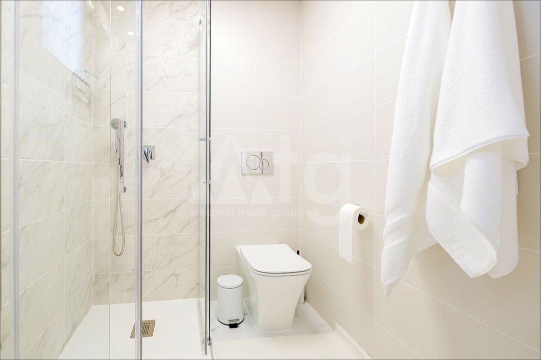 3 bedroom Apartment in Punta Prima - LR148133 - Photo - 17
