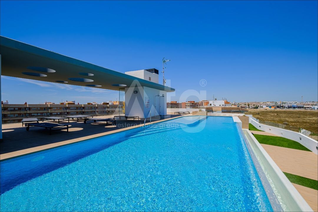 3 bedroom Apartment in Punta Prima - LR148133 - Photo - 32
