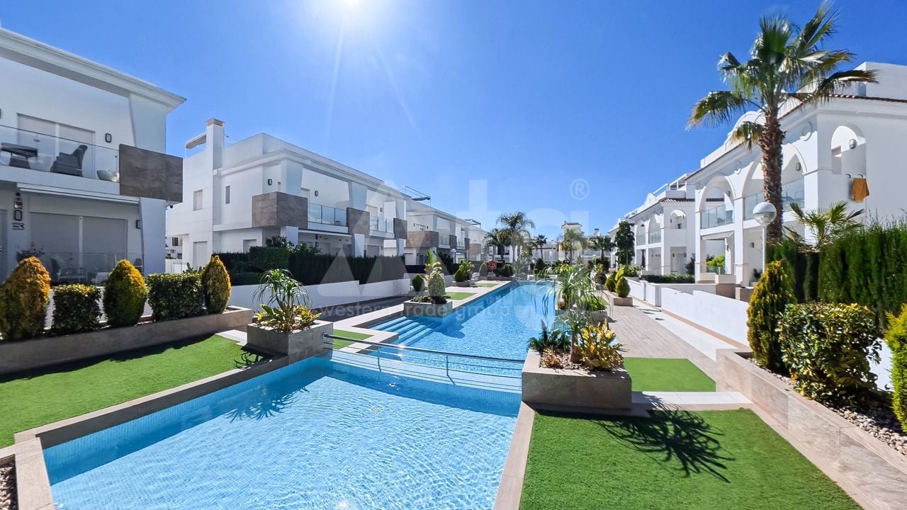 2 bedroom Penthouse in Rojales - NHT140485 - Photo - 2