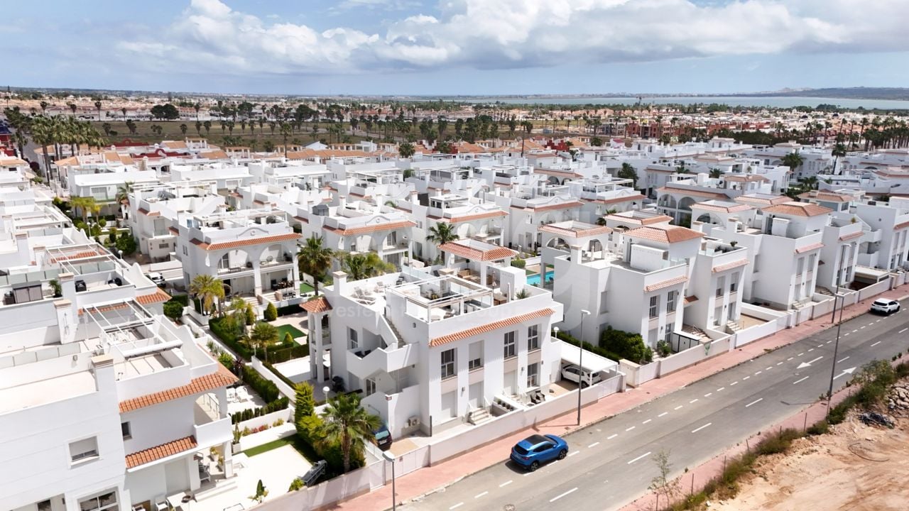 2 bedroom Penthouse in Rojales - NHT140485 - Photo - 31
