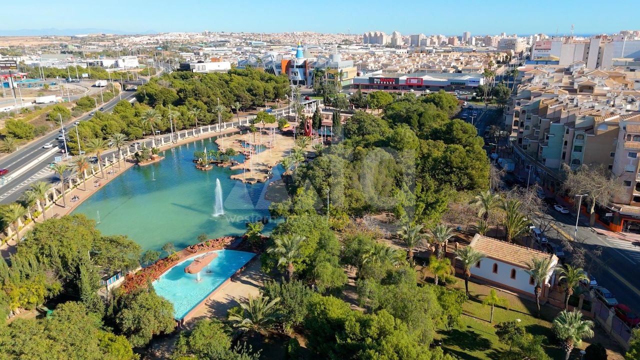 2 bedroom Apartment in Torrevieja - AP140608 - Photo - 1