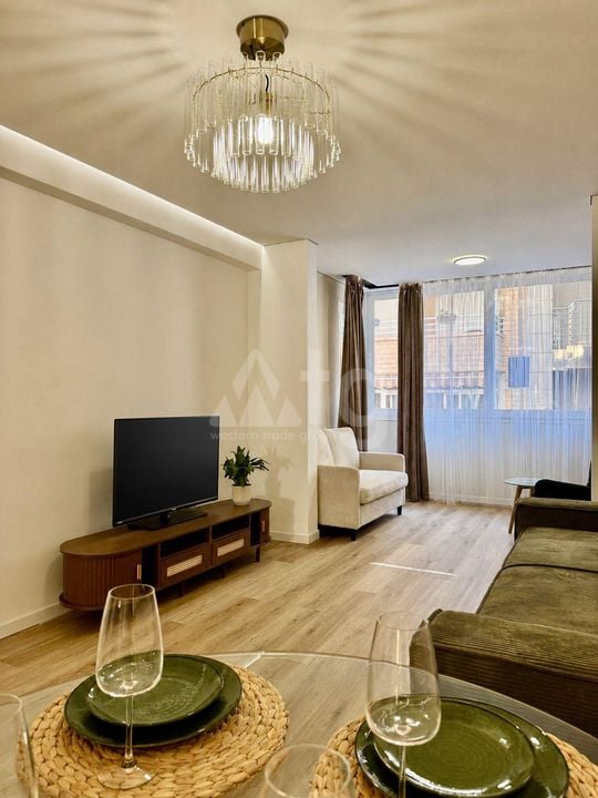 2 bedroom Apartment in Torrevieja - ET140787 - Photo - 3
