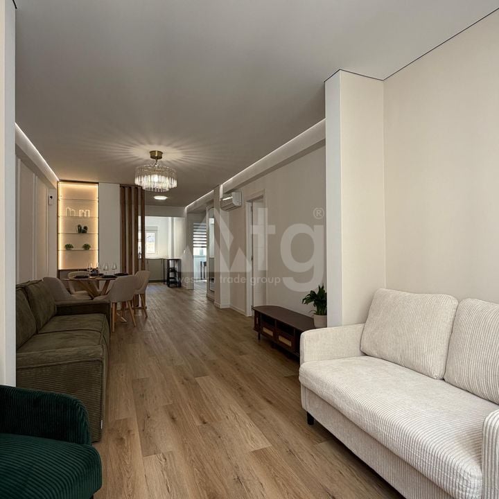 2 bedroom Apartment in Torrevieja - ET140787 - Photo - 5